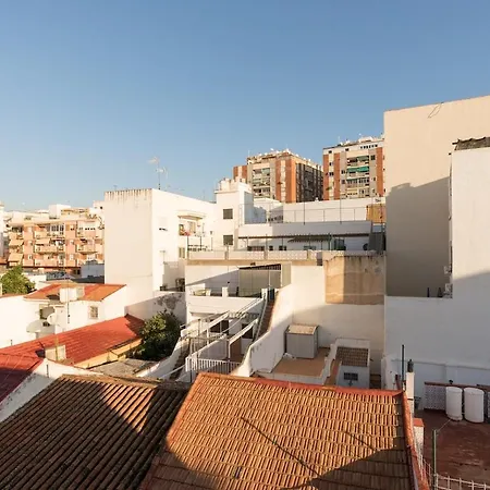 Apartment With Work/study Close To Old Town