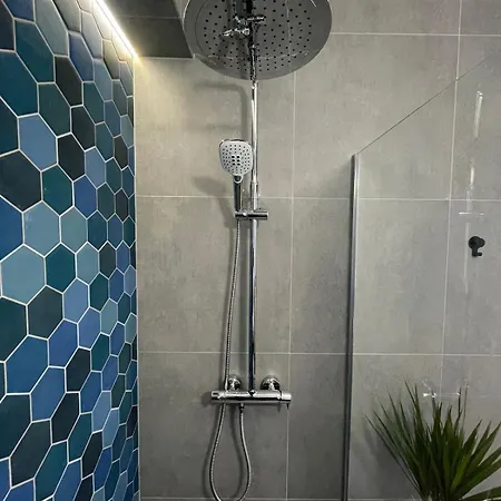 Apartment With Work/study Close To Old Town Malaga